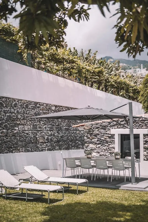 Torrinha Garten Apartment Funchal  Bed & Breakfast